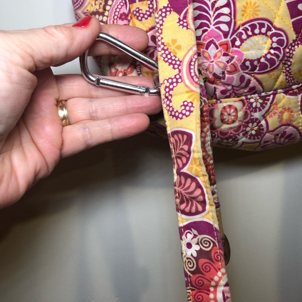 VERA BRADLEY BALI GOLD SMALL BACKPACK, PREOWNED CONDITION - Picture 5 of 16